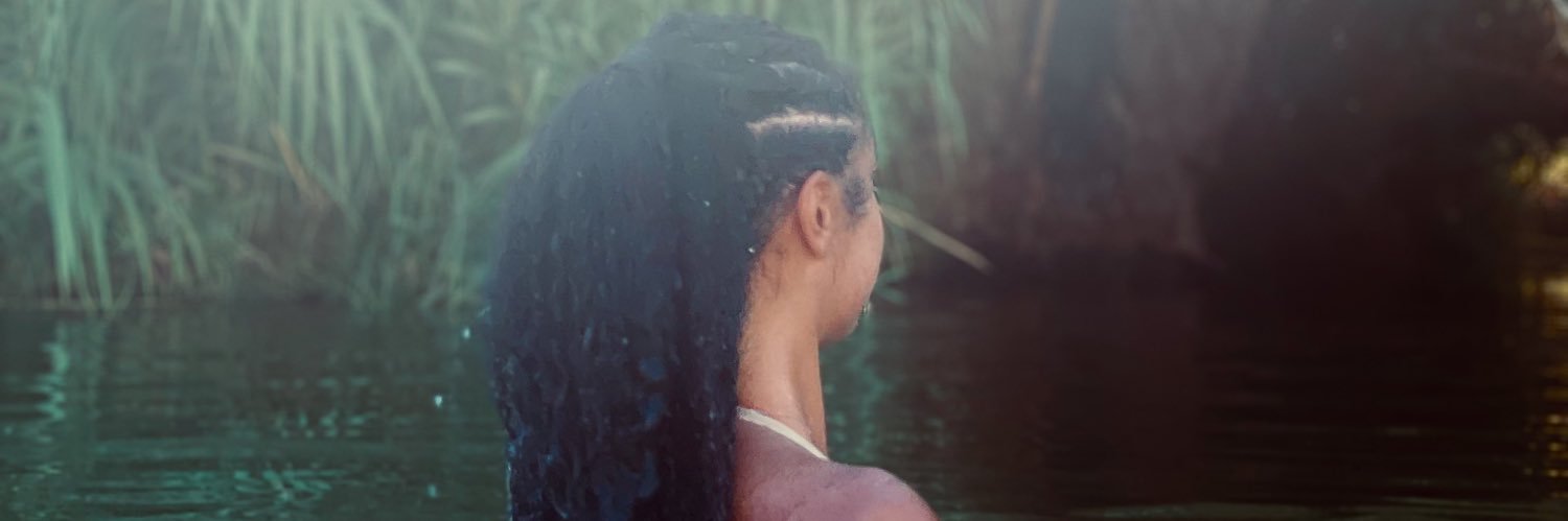 DaisyNair's profile banner image