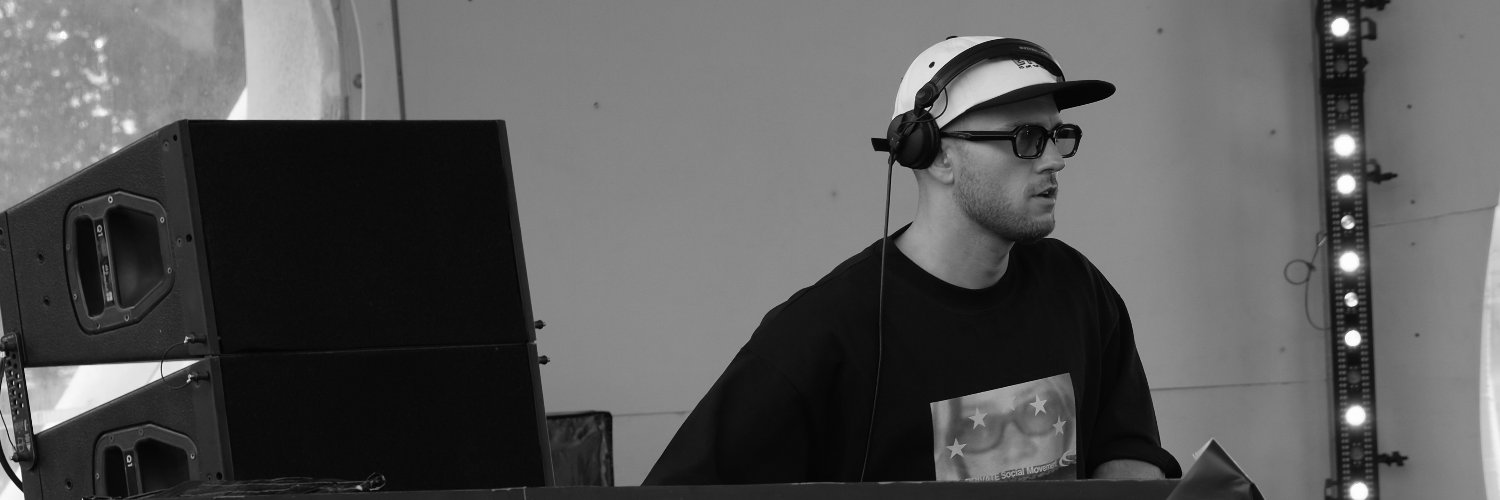 THOMAS NEWSON banner