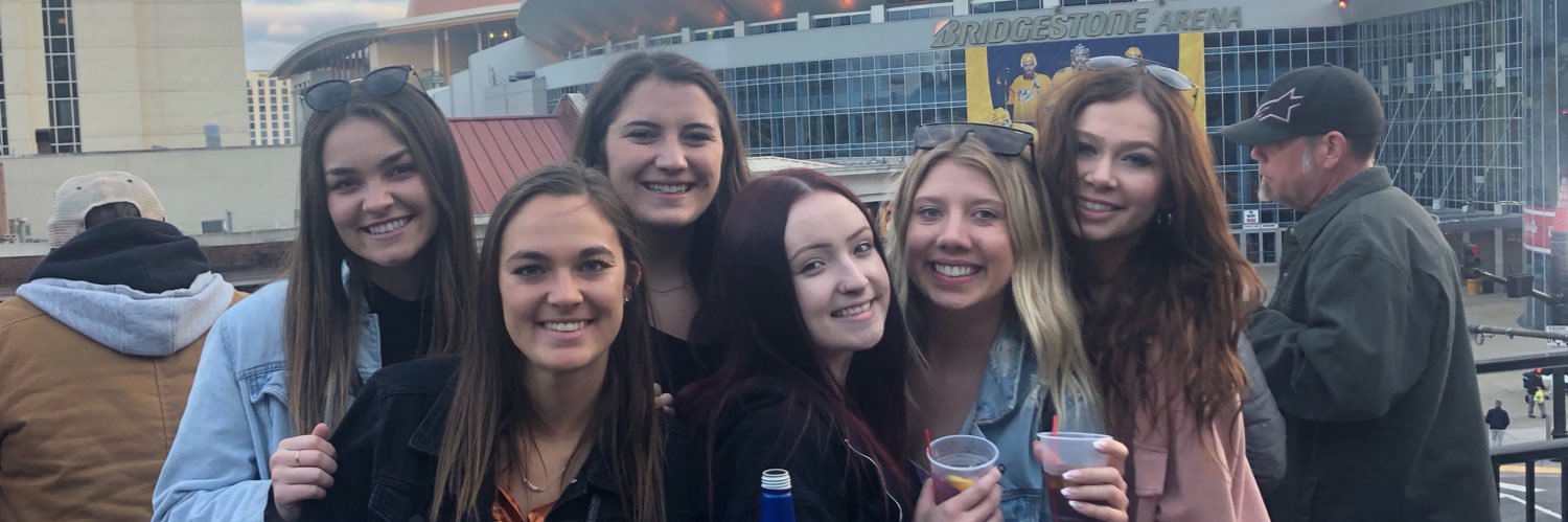 abby_paradowski's profile banner image