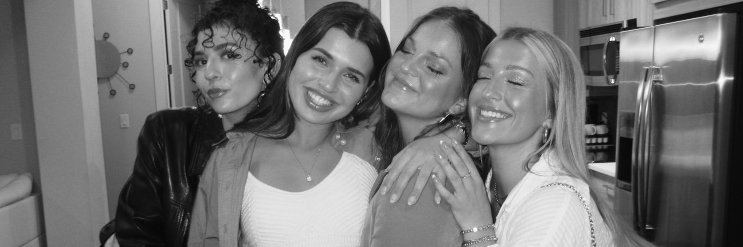 ashley_jaames's profile banner image