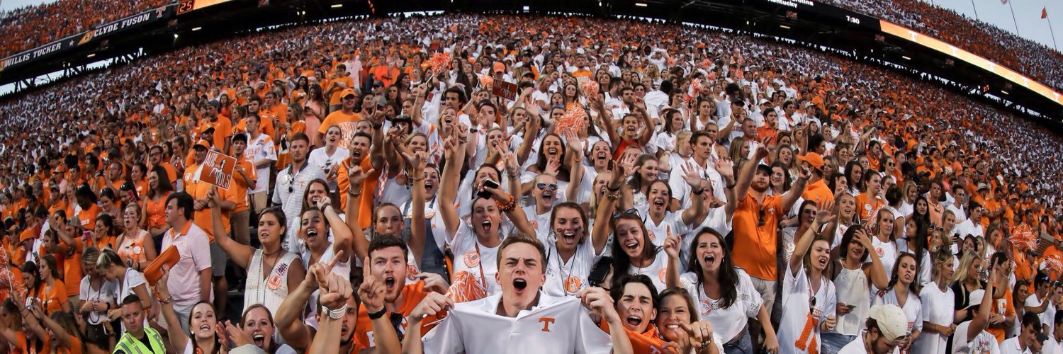 claytreece's profile banner image