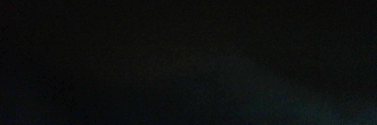 la_25a's profile banner image