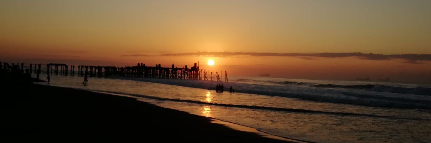 Cyn_Giron's profile banner image