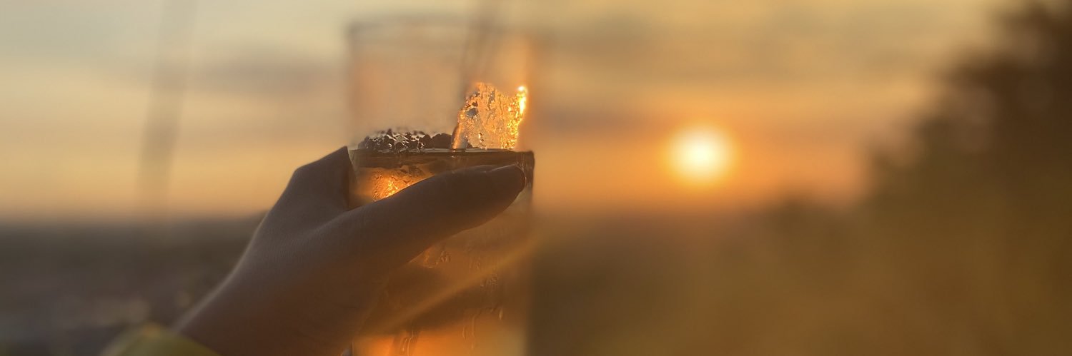 annadotdot's profile banner image