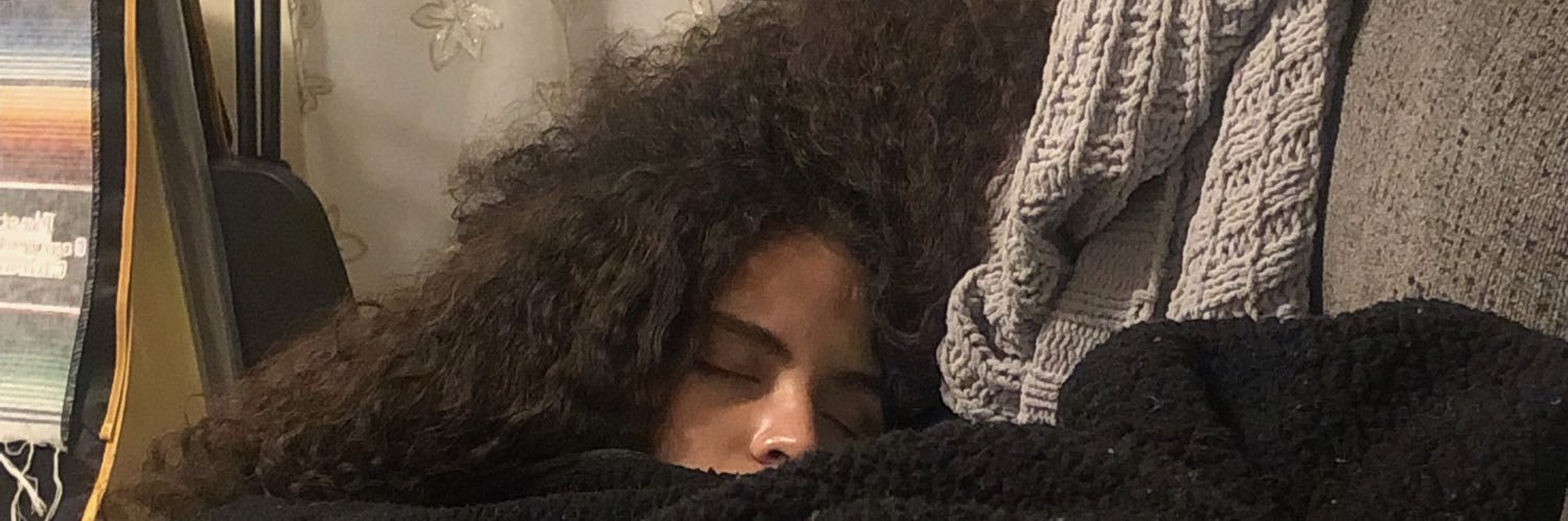 zRxbeN's profile banner image
