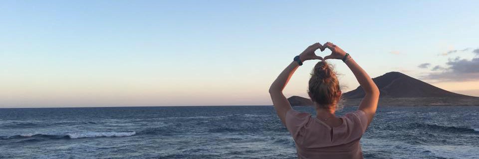 JulieCaluwe's profile banner image