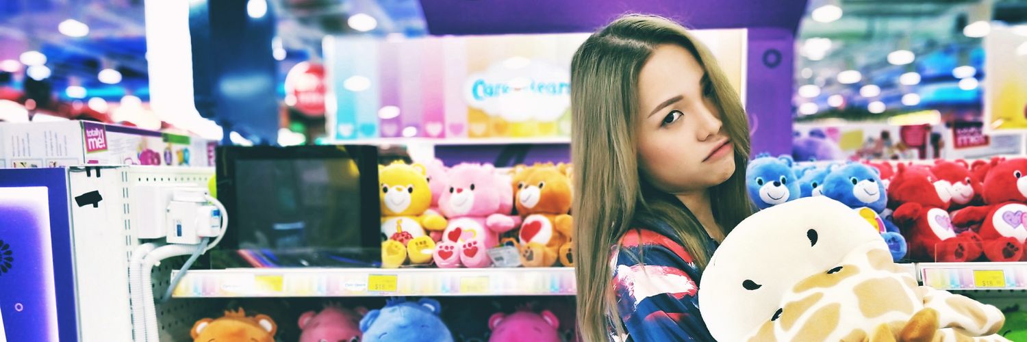 sherraineyq's profile banner image