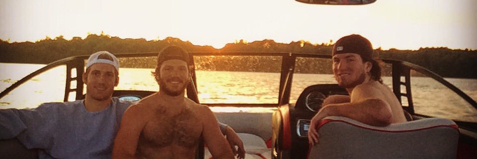 EJanny26's profile banner image