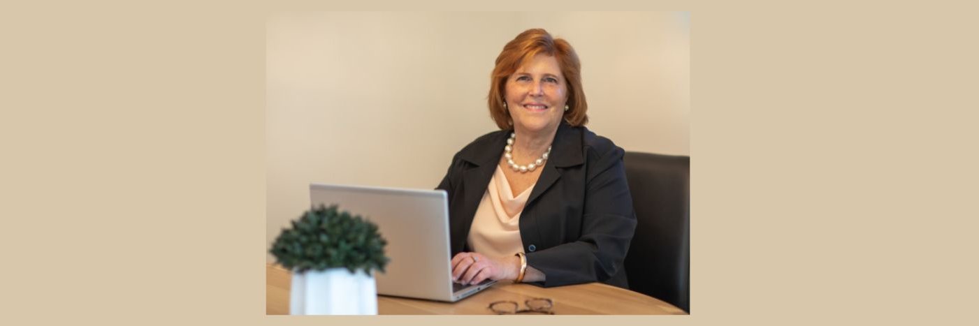REAgentBarb's profile banner image