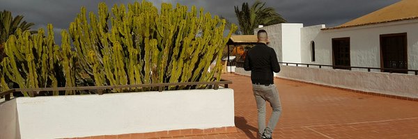 Guy_H0me Profile Banner