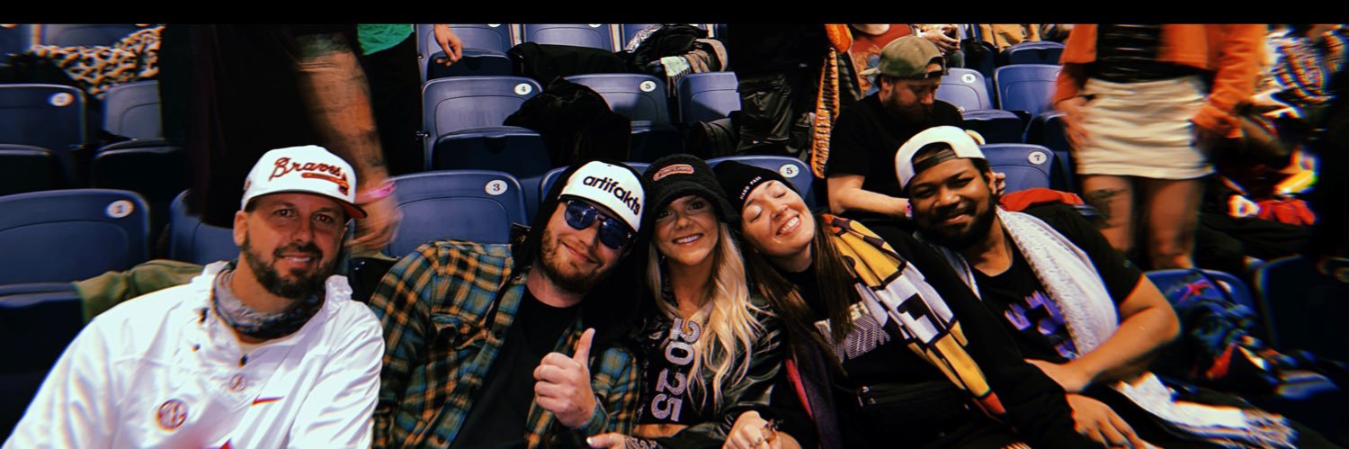 loganhaley's profile banner image