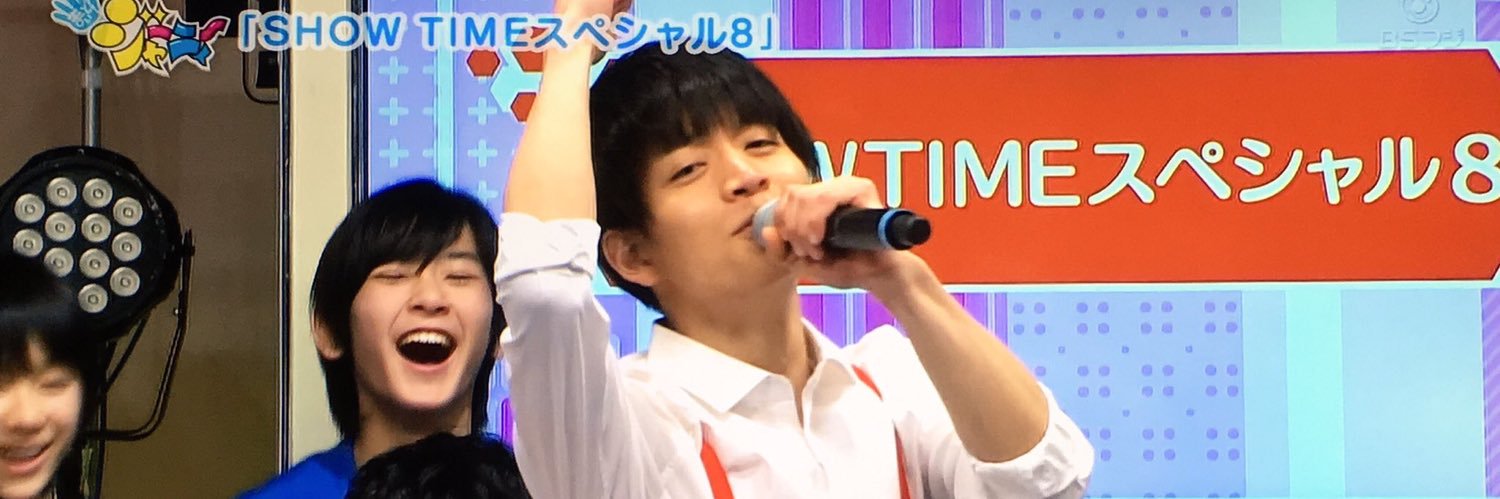 _i_k_i's profile banner image