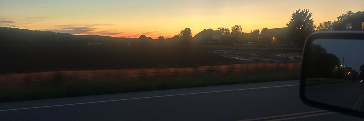 avespogue's profile banner image