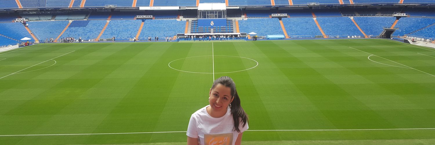 LauraDLTorre's profile banner image