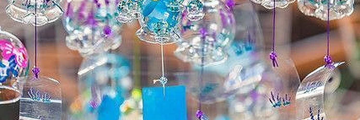 emjae17's profile banner image