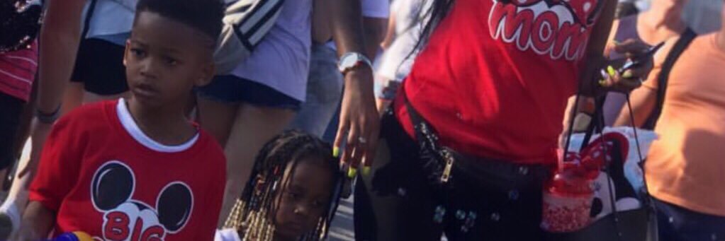 Neishaaaa💕's banner