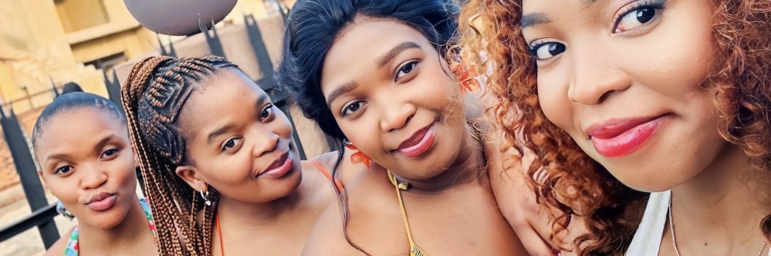 LadyInRed ✨'s banner
