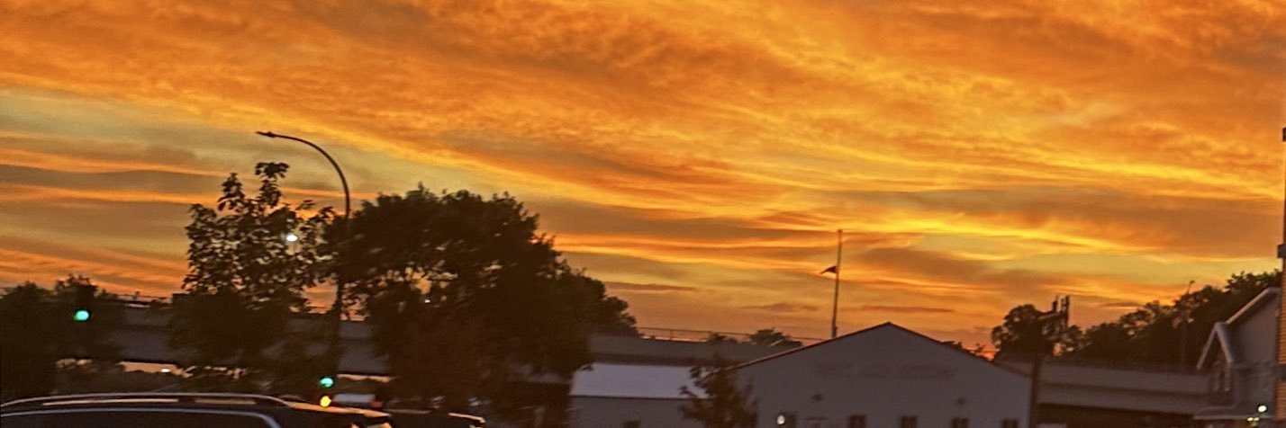 BevSujey's profile banner image