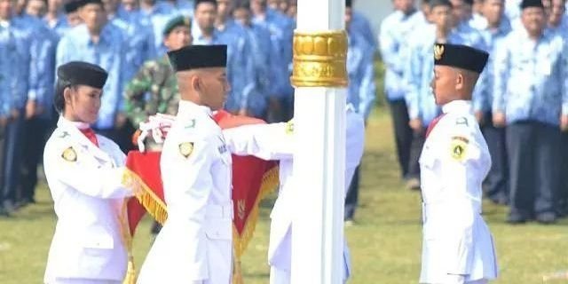 RNurrizaldy's profile banner image