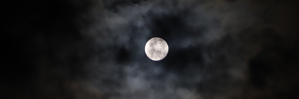 sarhh915's profile banner image