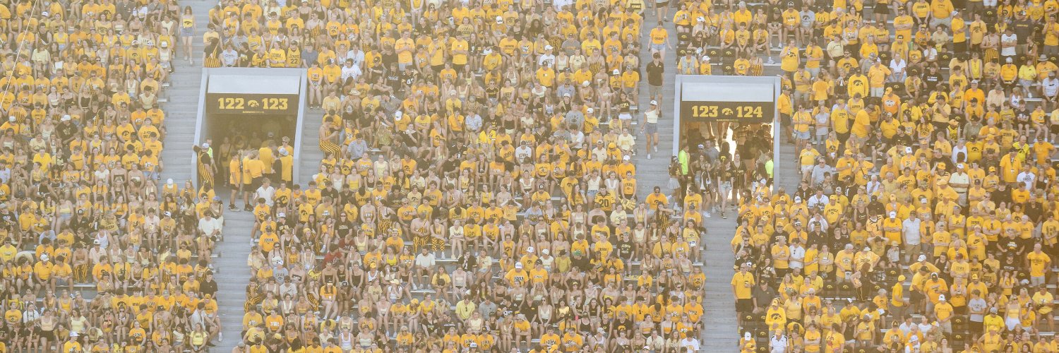 uiowaalumni's profile banner image