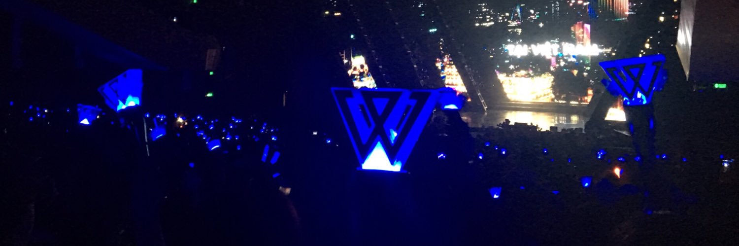 ngdinh_'s profile banner image