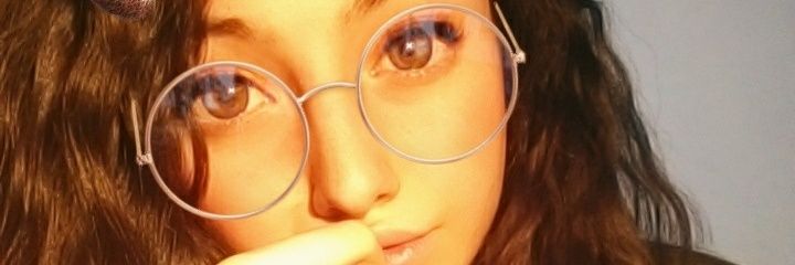 LMaria15's profile banner image