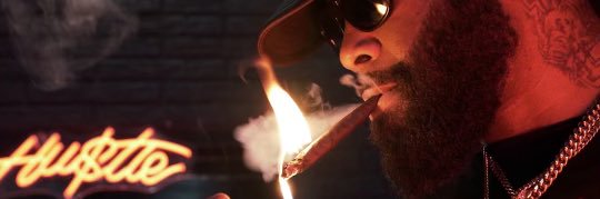 MoMoneyDenYoMan's profile banner image