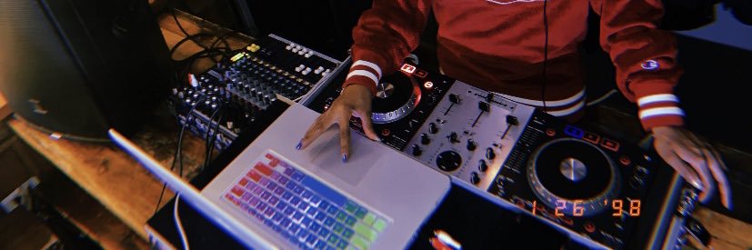 MZJQ's profile banner image