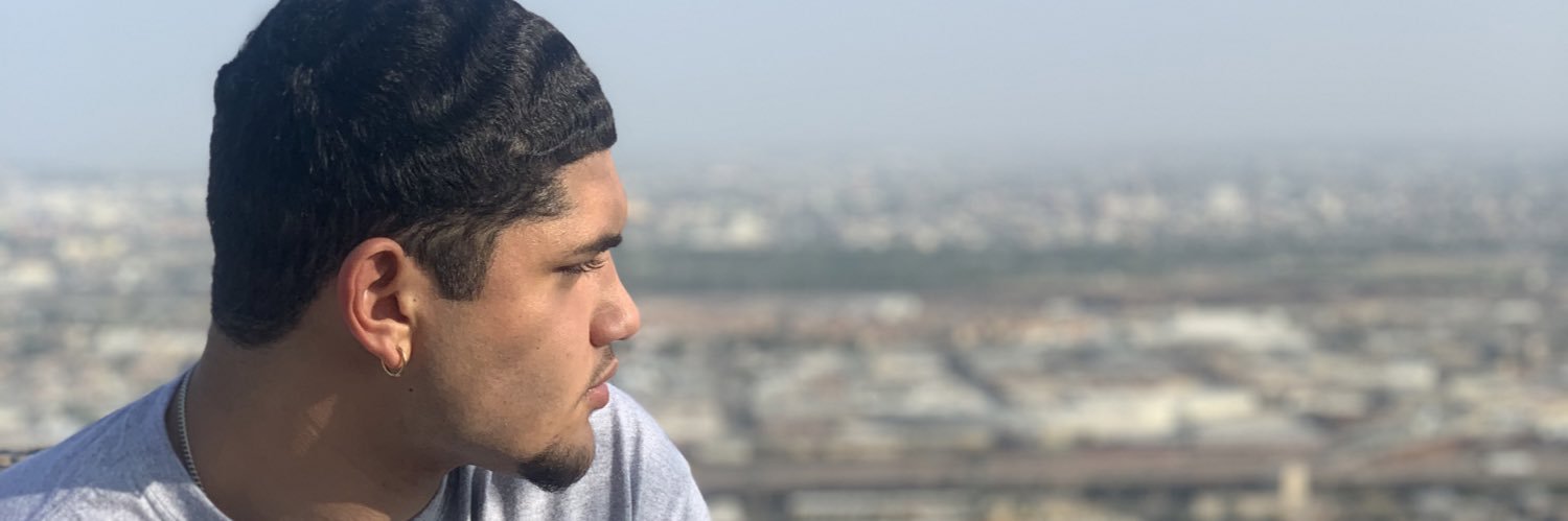 AdrianRivera_27's profile banner image