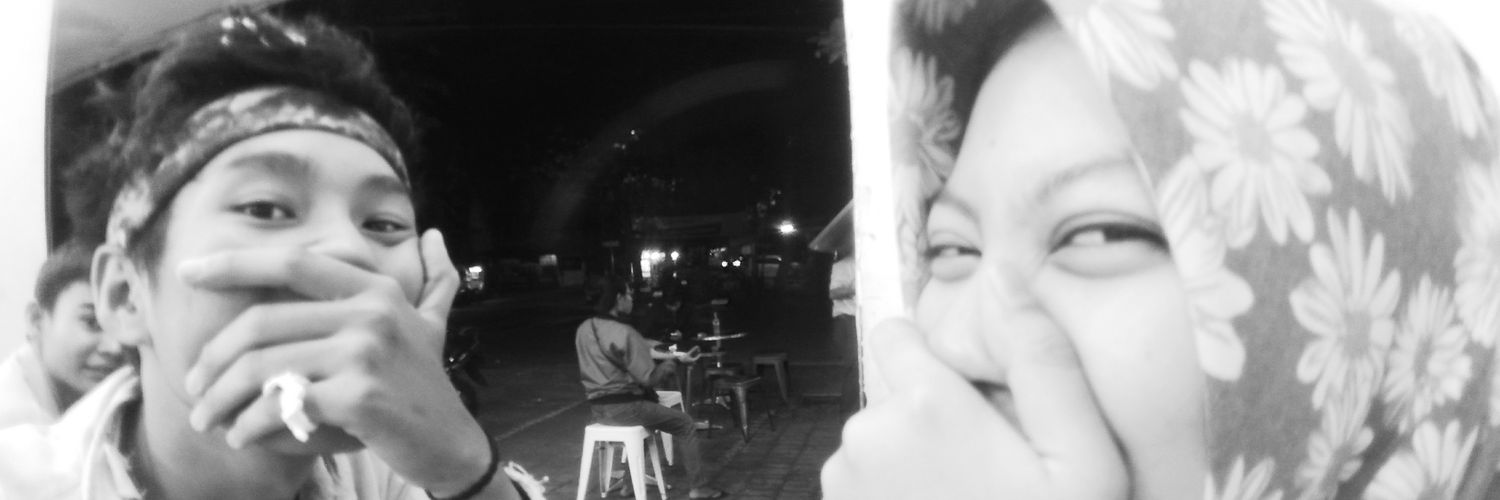 roni_eca's profile banner image