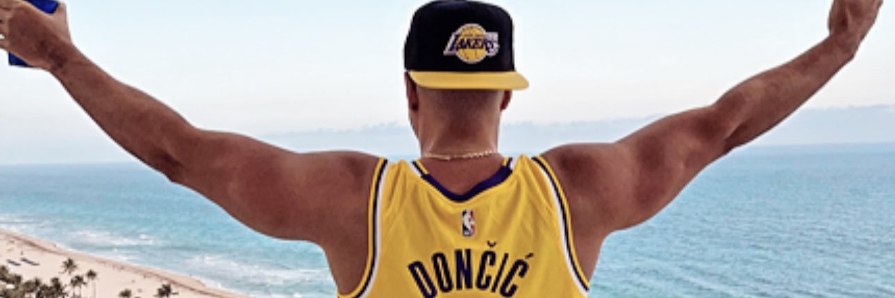 Zae 🥃 banner