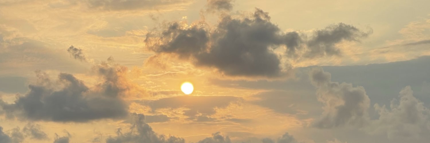cllui10's profile banner image