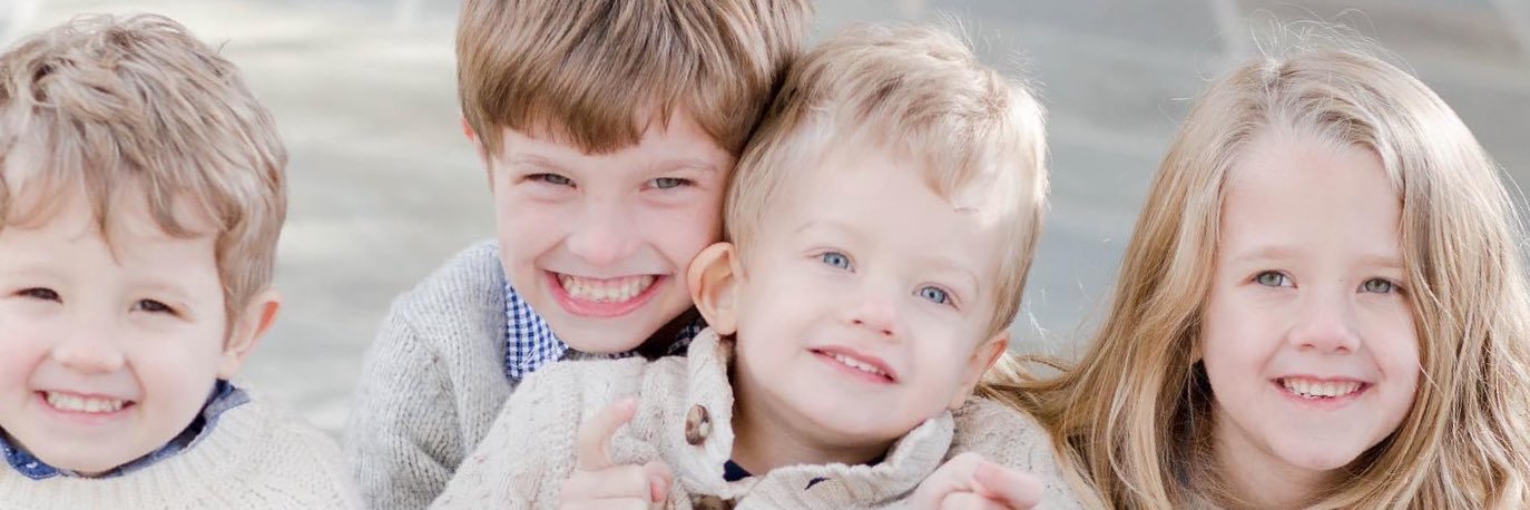 Kevin Hamilt⬡n banner