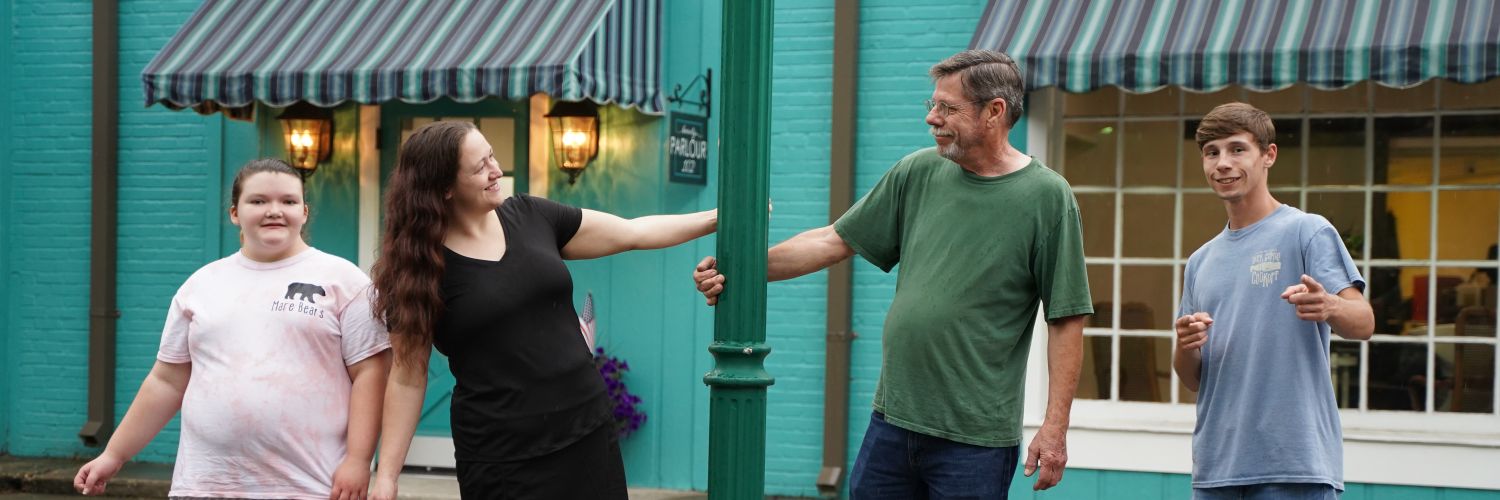 CortneyWarwick's profile banner image