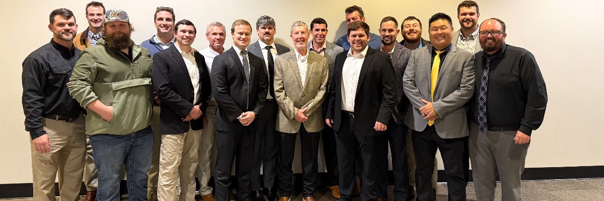 Chandler Gray 🏈 banner