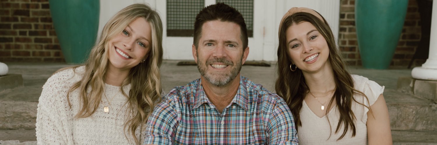 CourtneyDeWees3's profile banner image
