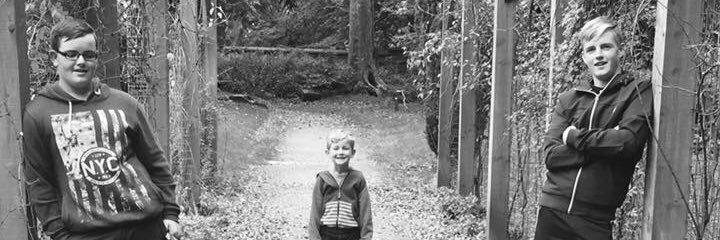 leanne_aspinall's profile banner image