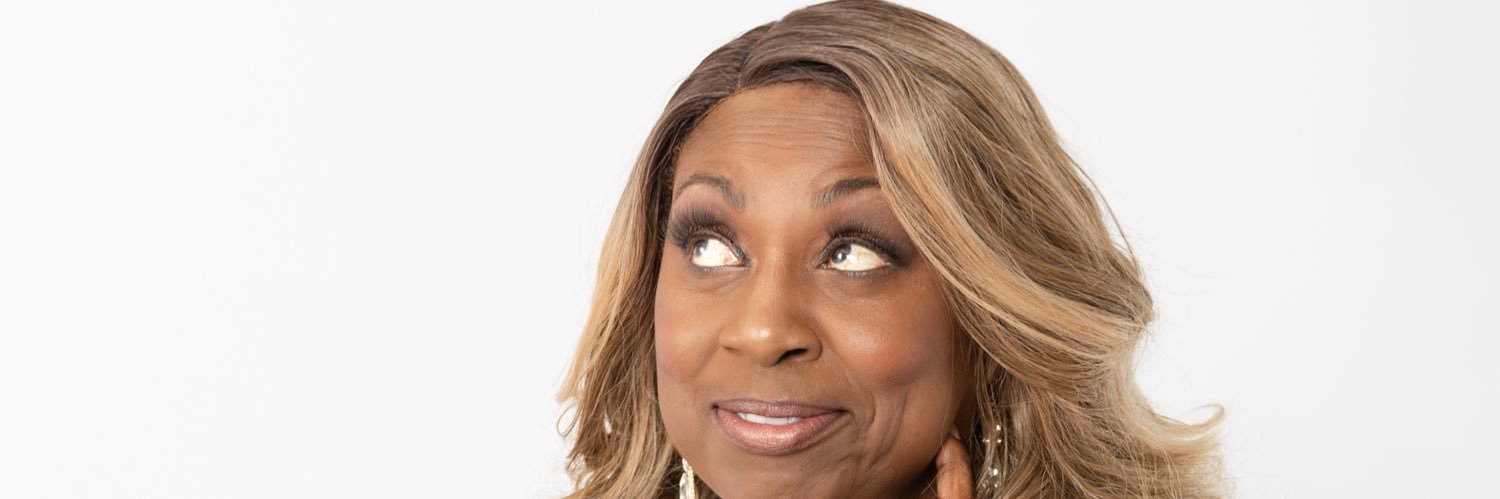 comediandenisecarter banner