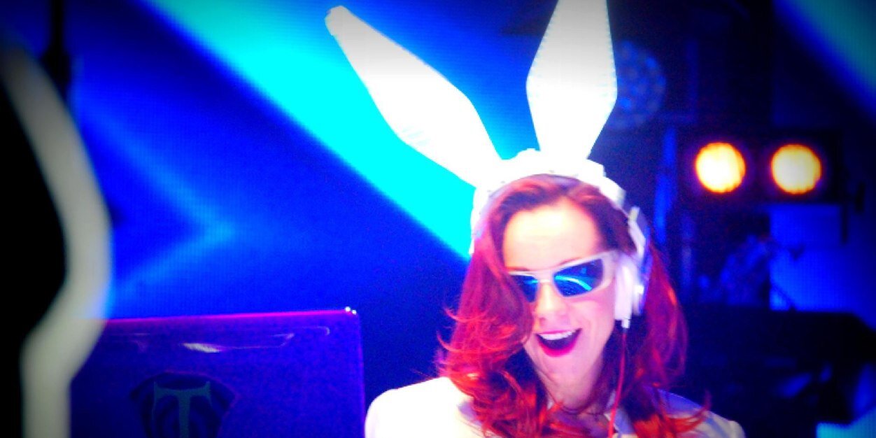 djwendy's profile banner image