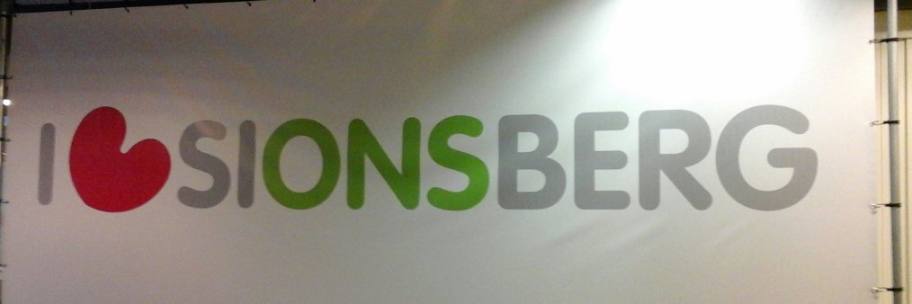 reddesionsberg's profile banner image