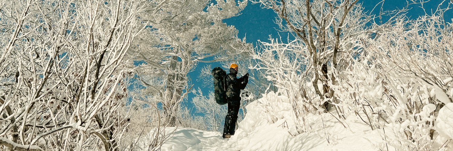 051R15's profile banner image