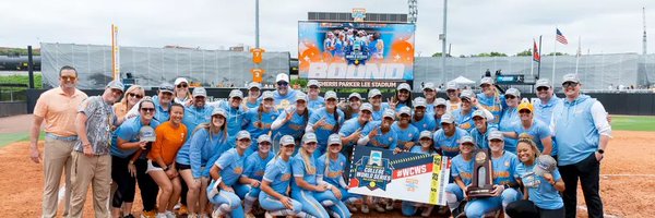 KarenWeekly Profile Banner