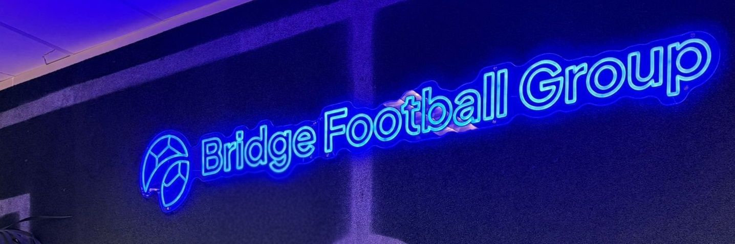 Günther Peeters banner