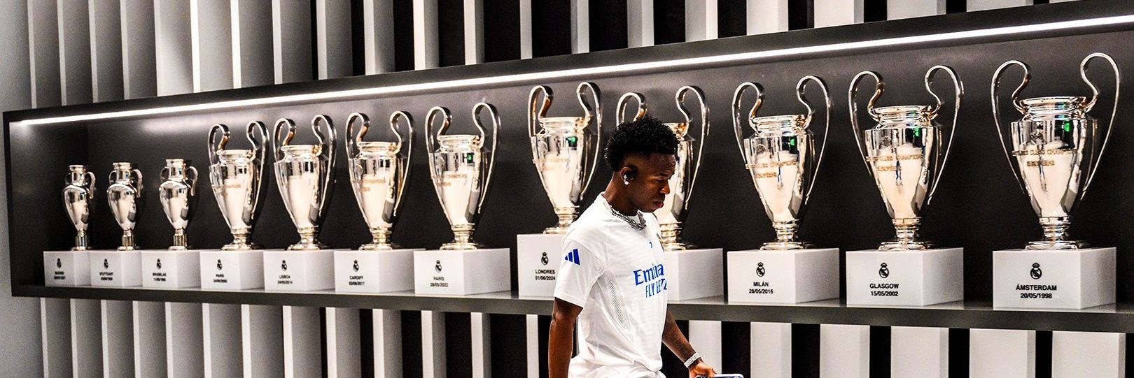 Cholvo7's profile banner image