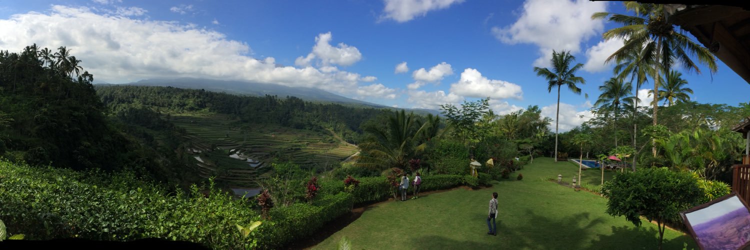 おおたき しん banner