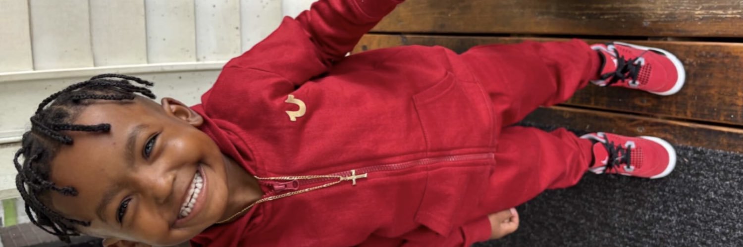 AyyeRee's profile banner image