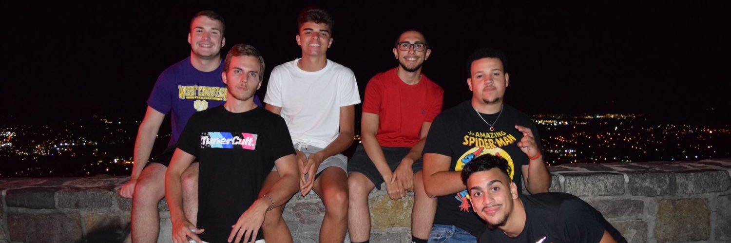 Zchillard33's profile banner image
