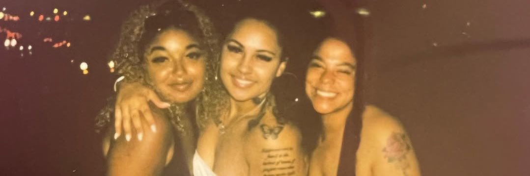 violetwhite23's profile banner image