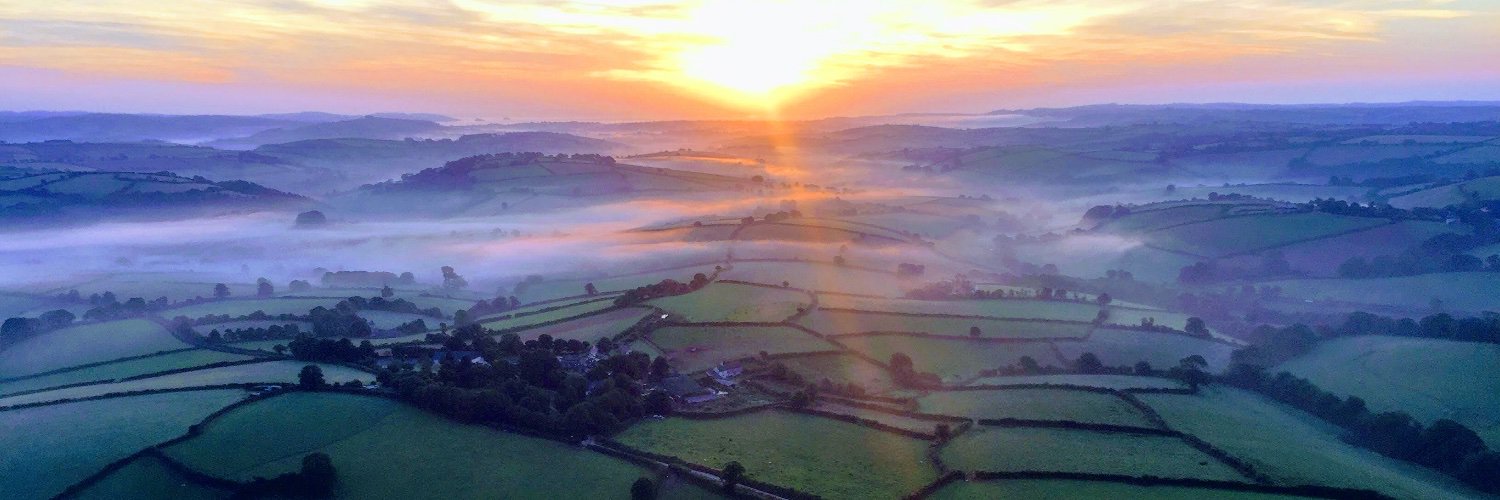 djtr14's profile banner image